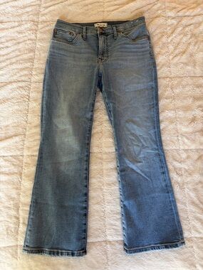 Madewell Mid-Rise Kick Out Jeans 30